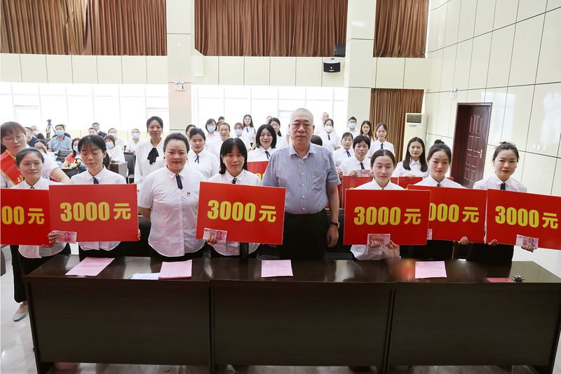 教师节来了!河南矿山再向魏庄街道中心学校捐资15万元
